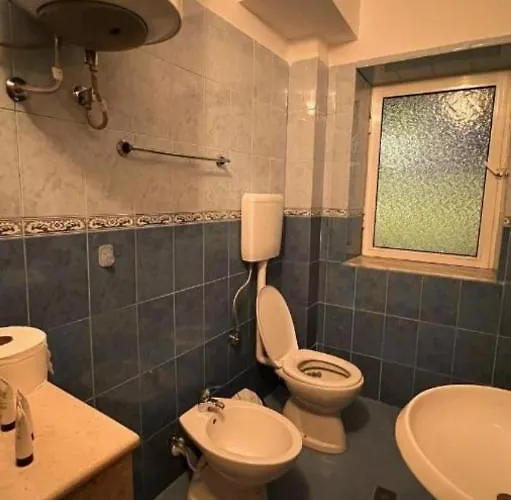 Klinti's Apartamento *